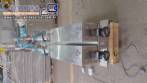 Envasadora de l�quidos pneum�tica em inox semi-autom�tica com dois bicos Y&G Packing Machinery