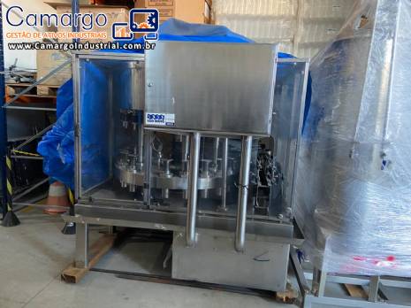 Envasadora gravim�trica e rosqueadora IMSB