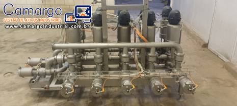 Manifold cluster de v�lvulas sanit�rias em inox Alfa Laval / Tetra Pak para latic�nios leite l�cteos bebidas