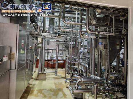 Tanques reatores em inox de processamento 1140 litros com vávulas bombas Tanques reatores em inox de processamento 1140 litros com vávulas bombas